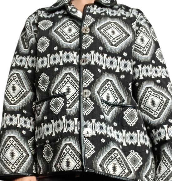 Red Ranch Aztec Southwestern Jacket Medium - Picture 4 of 5